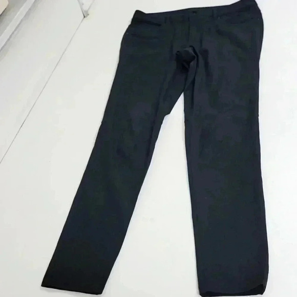 Lululemon ABC Pant Skinny Color Black - Picture 2 of 9